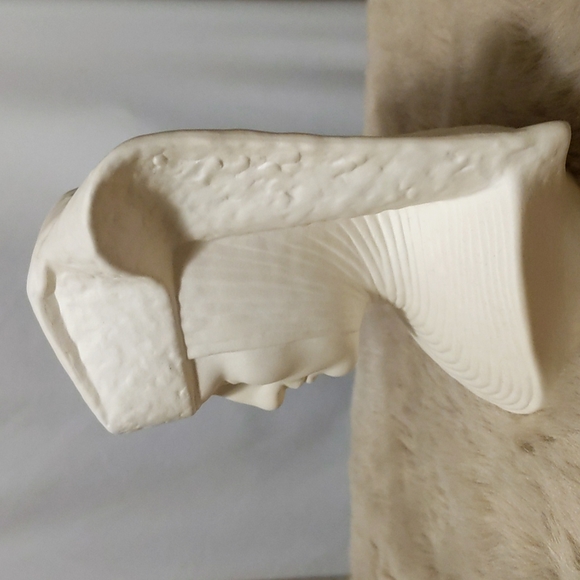 Hummel Nun Bust - Picture 4 of 11